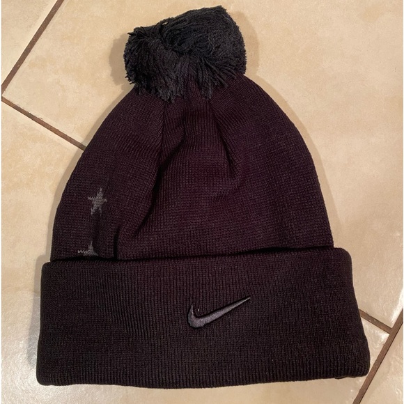 Nike Winter Hat Unisex - Picture 1 of 2